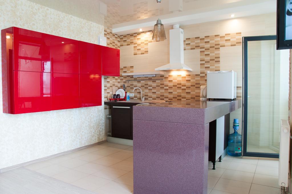 Apartment On Bogatyrskaya 6A キエフ エクステリア 写真